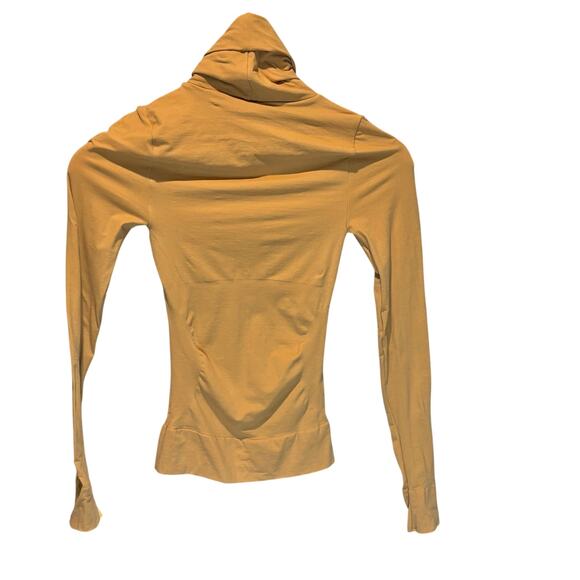 Spanx NWT Classic Turtleneck in Soft Gold - size Medium - Picture 4 of 7
